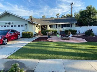 1064 W Rancho Rd, Corona, CA 92882