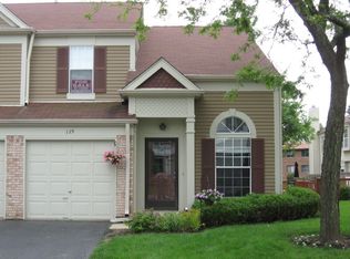 129 Crab Tree Dr, Westmont, IL