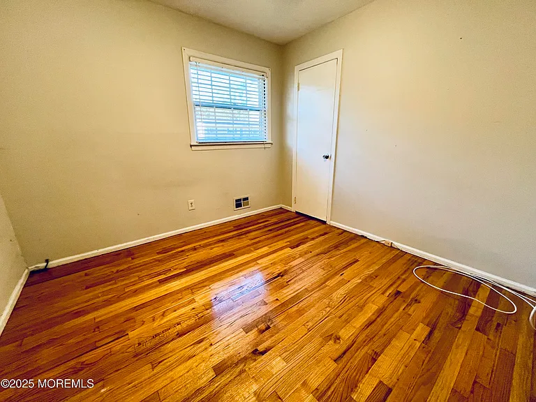 8 Corey Dr — Photo 13