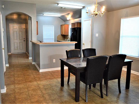 5th image of 10851 Coral Garden Ln