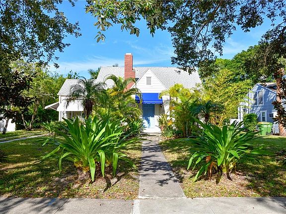 4th image of 1925 Bahia Vista St