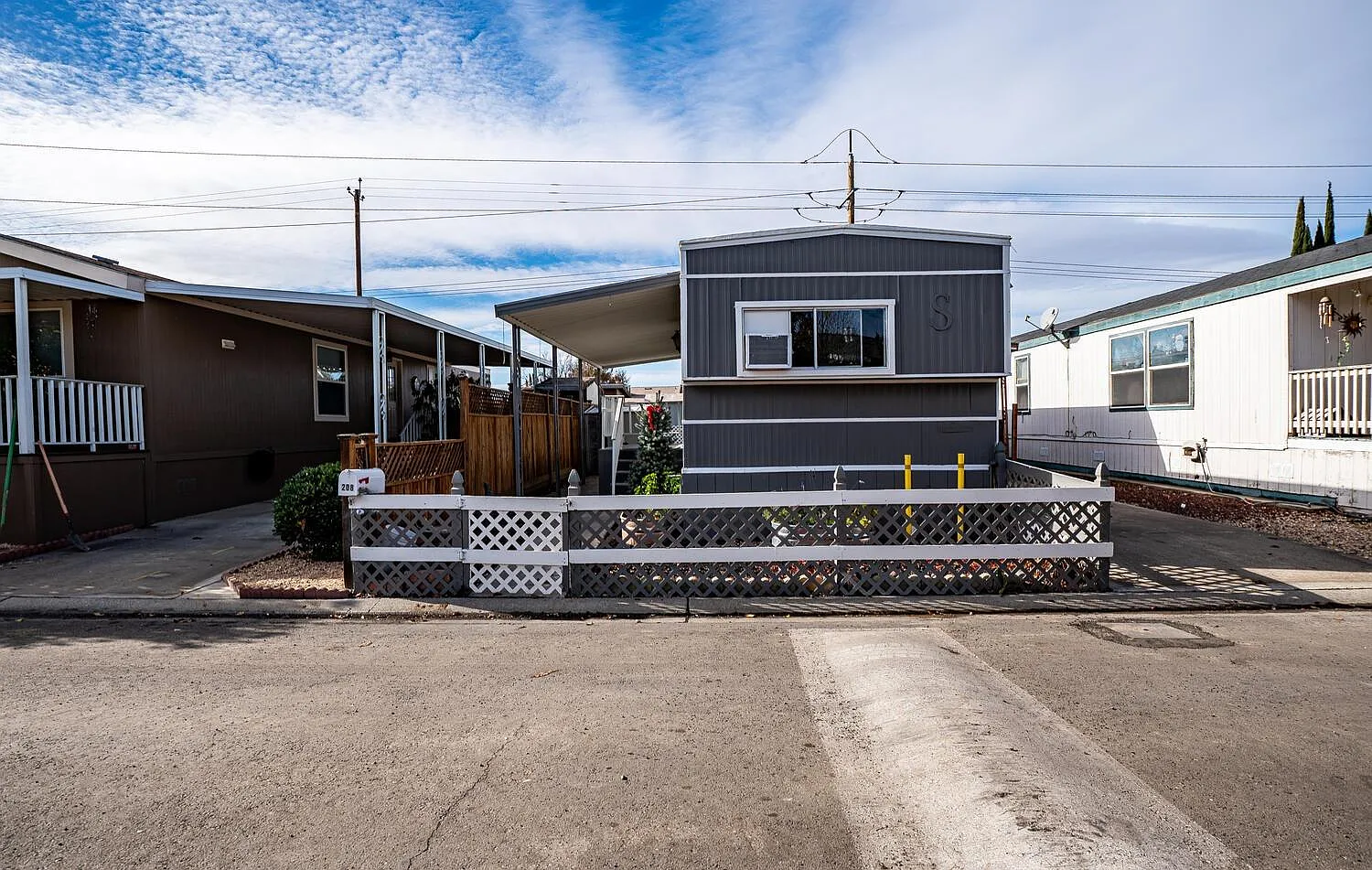 2929 N Macarthur Dr Space 208 photo 1