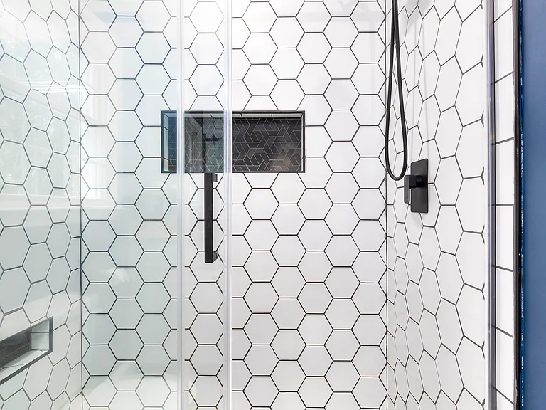 909 Club Ln — Photo 12