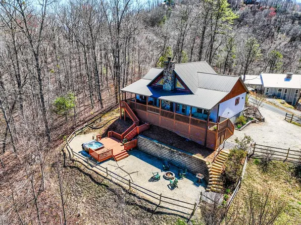 230 Lookout Point, Bryson City, NC 28713
