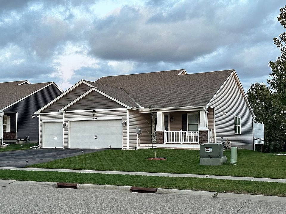 2nd image of 15105 Emory Cir