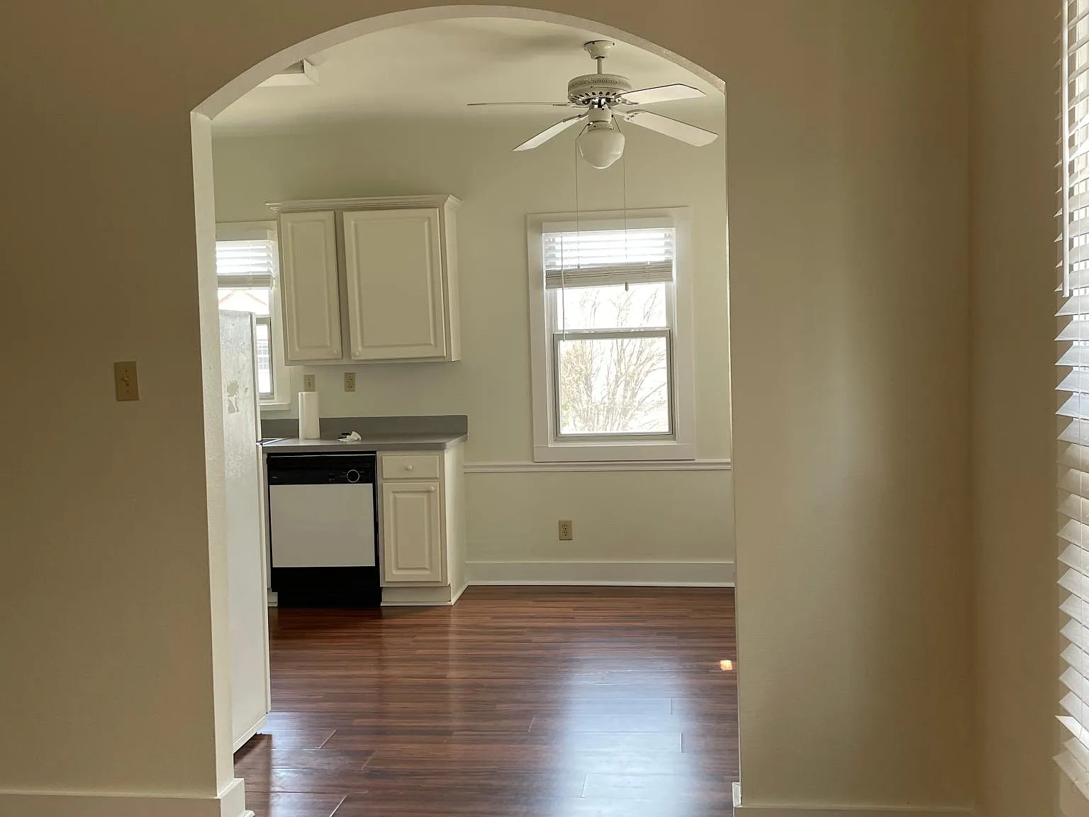 1 bed, 850 sqft, $1,250 — Photo 4