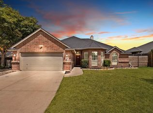 137 Hirth Dr, Crowley, TX 76036