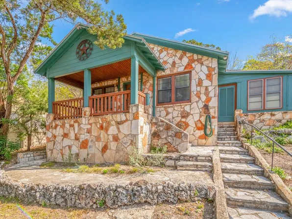 1402 Alice St, Kerrville, TX 78028