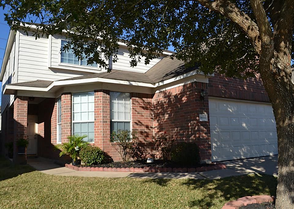 1st image of 19414 Hillside Springs Cir