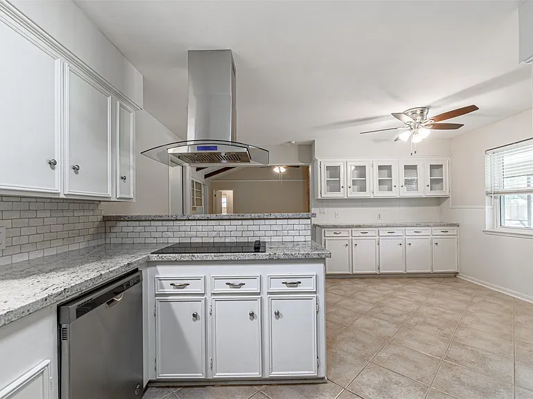 124 Dogwood St — Photo 15