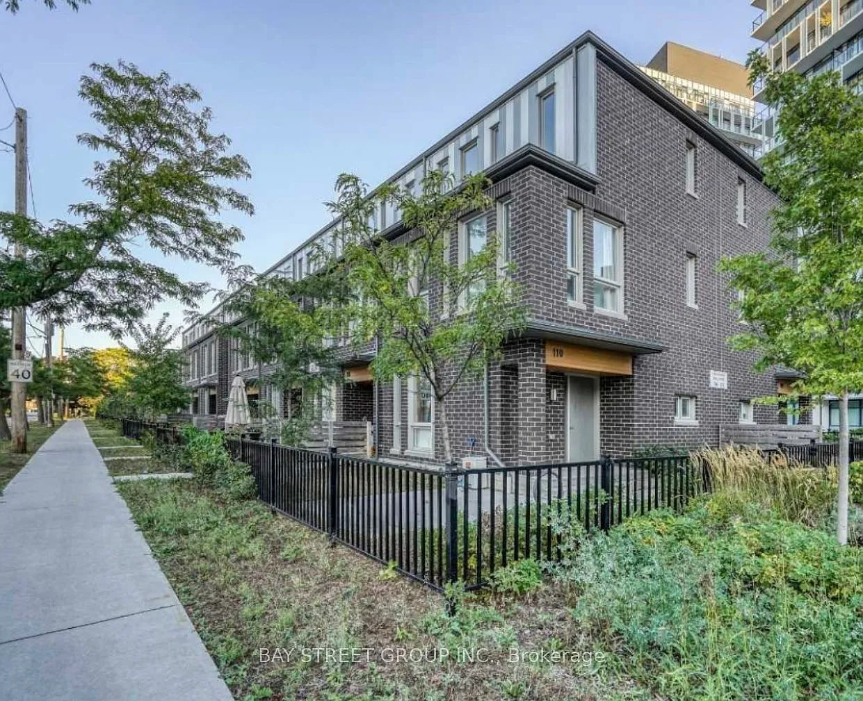 3 bed, $3,800 — Photo 1