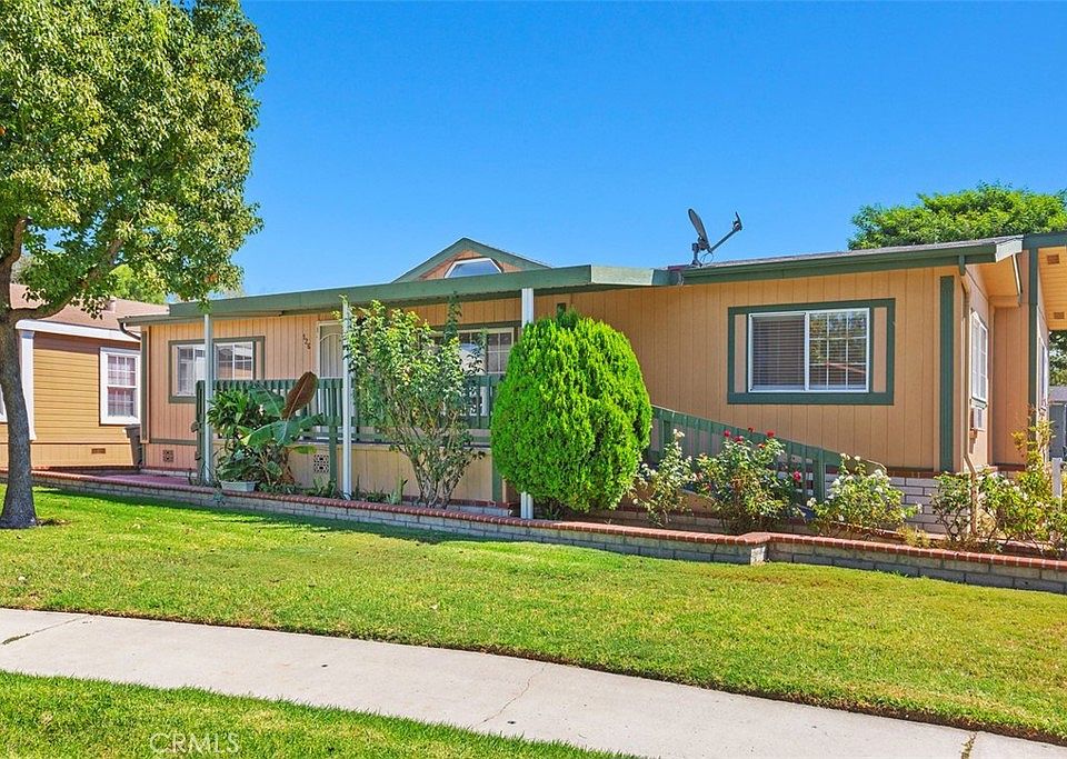 1st image of 5815 E La Palma Ave Space 126