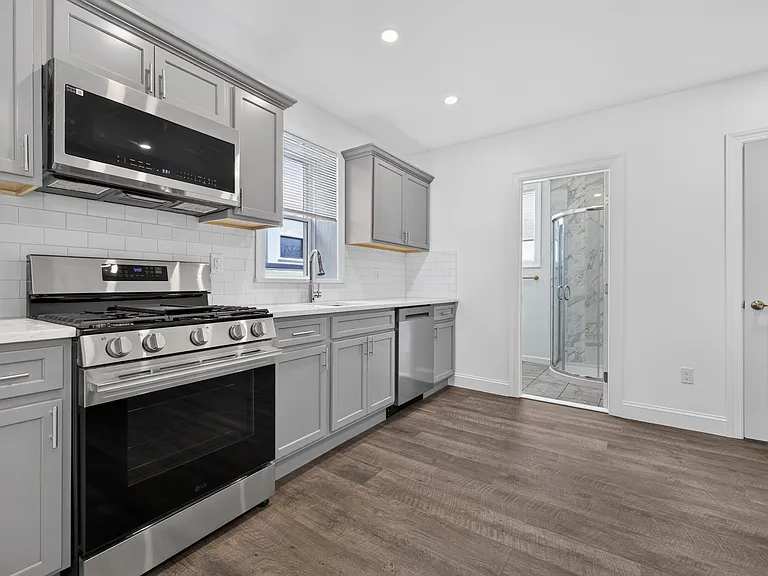 48 Hancox Ave #1 — Photo 1