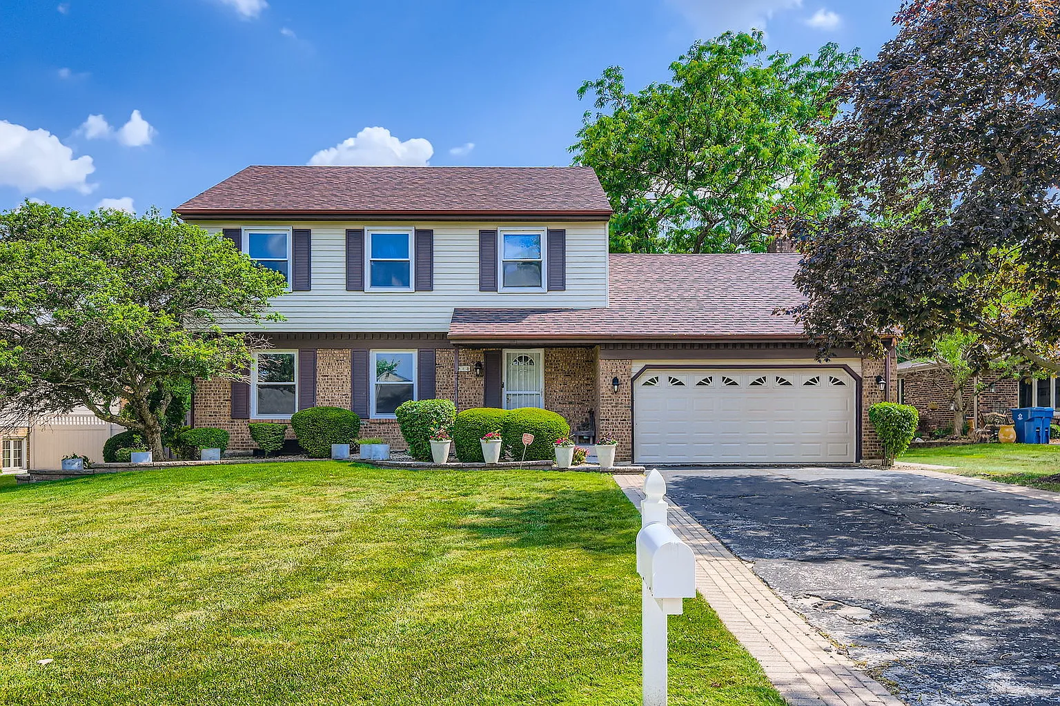 918 Carol Ln photo 1