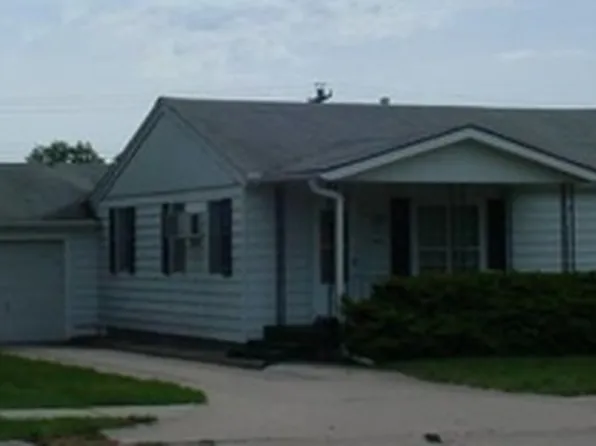 906 Nemaha St, Humboldt, NE 68376