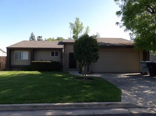 1417 W Walnut Ave, Visalia, CA 93277