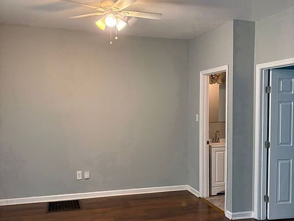 5th image of 6636 Etzel Ave