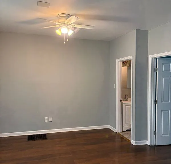 6636 Etzel Ave — Photo 5