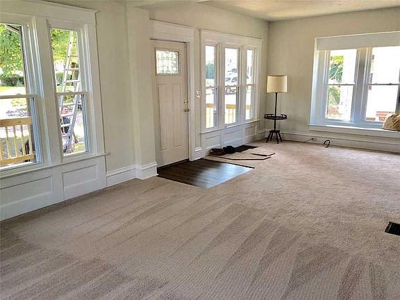 3rd image of 108 Chautauqua Ave