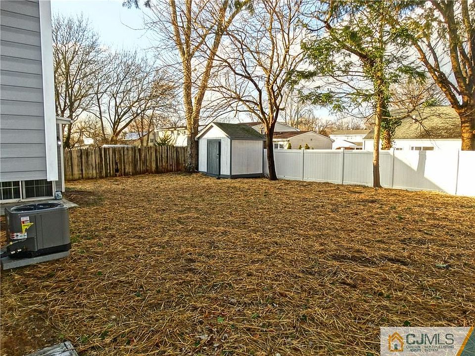 2nd image of 32 Mabaline Rd