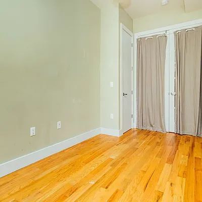 Rented by Nooklyn NYC LLC | media 27