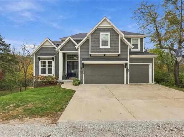 24775 W 133rd Ter, New Century, KS 66061