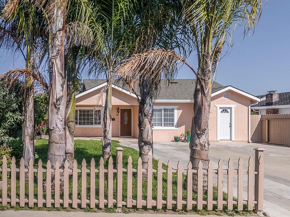 1st image of 21 Shady Oaks Dr