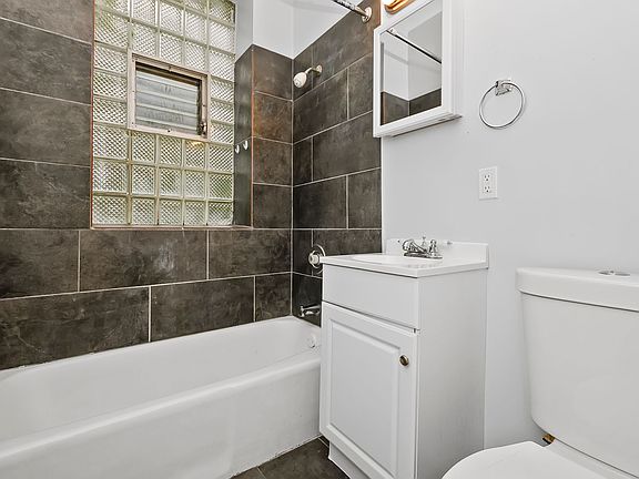 5th image of 4352-58 S Indiana Ave #122-3
