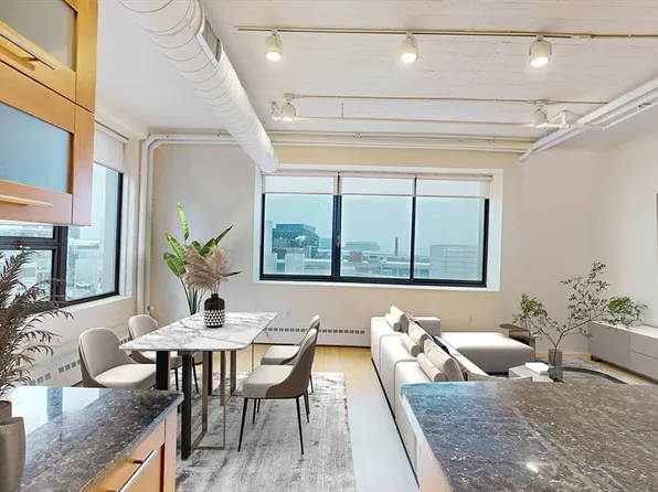 210 South St Unit 105, Boston, MA 02111