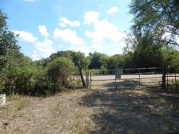 5th image of 1736 County Road 16