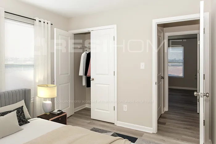 127 London Calvin Way — Photo 9