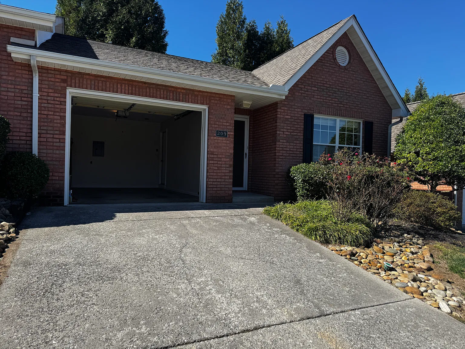 2 bed, 1479 sqft, $1,700 — Photo 3