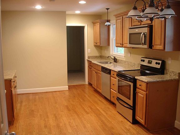 Totally renovated kitchen with new appliances
