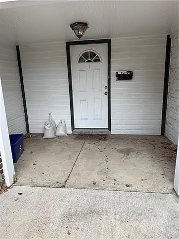 915 Soniat St #B — Photo 2