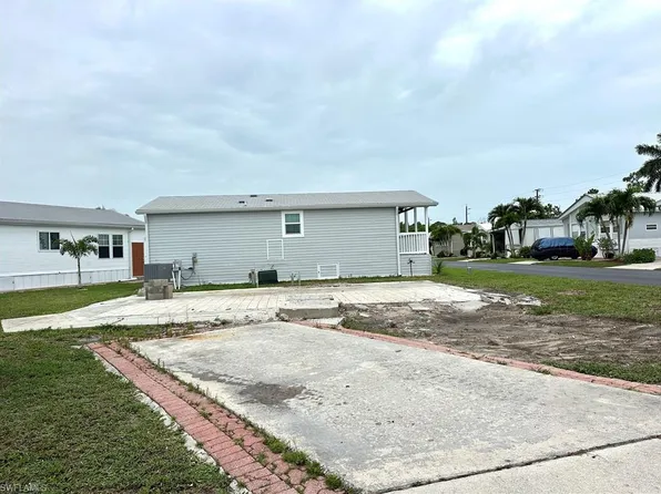 4761 Lafayette LN W, ESTERO, FL 33928