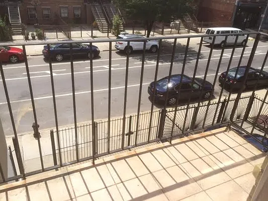 Rented by Elite NY Holdings | media 16