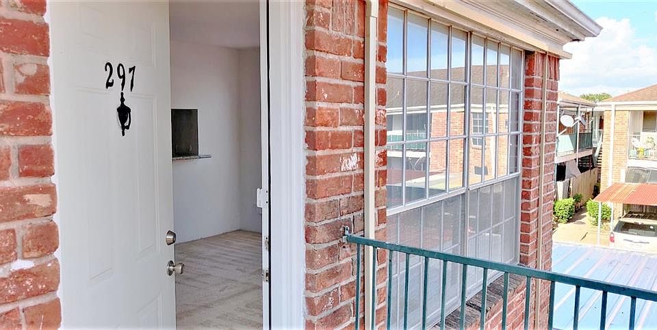 1st image of 9201 Clarewood Dr #297
