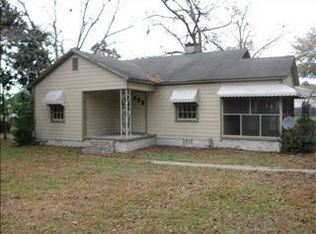 908 W 5th St, Adel, GA 31620