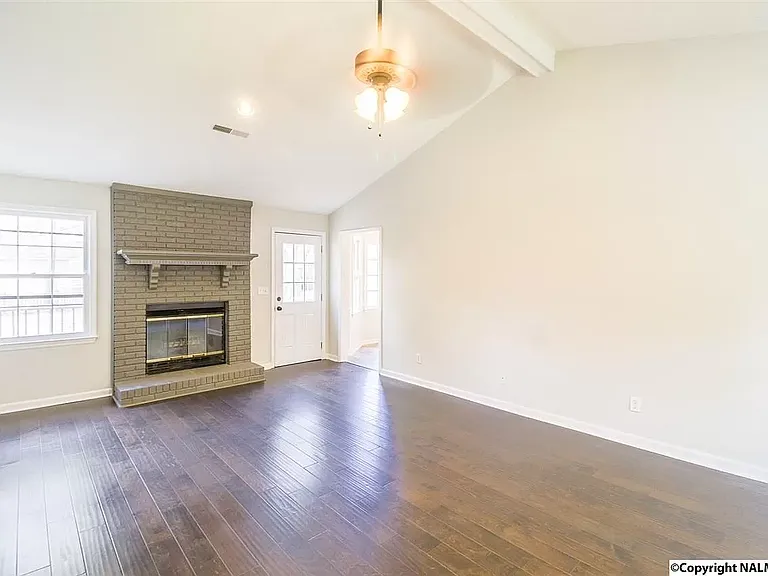 117 Betty Garrett Dr — Photo 22