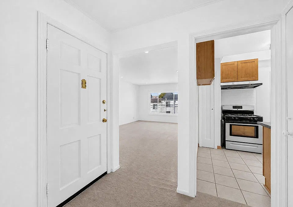 Entrance Facing East Towards Kitchen and Living Room
