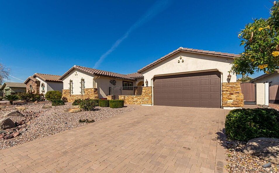 1st image of 14892 W Aldea Dr N