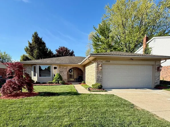 18308 Ash Creek Dr, Macomb, MI 48044