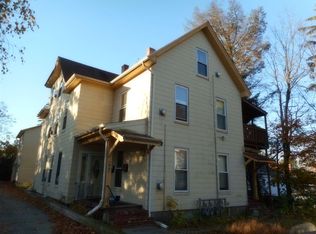469 Amherst St APT 2R, Manchester, NH 03104