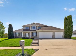 4823 Scenic Oak Dr SW, Rochester, MN 55902