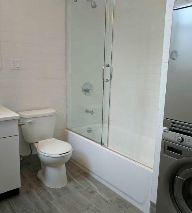 2nd image of 166 W 72nd St APT 10D