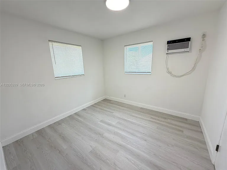 2417 NW 20th St #1 — Photo 17