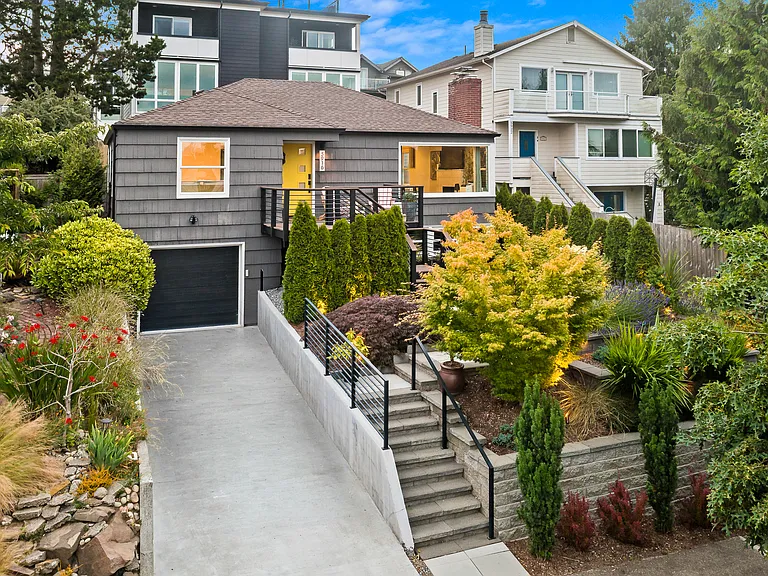 5916 44th Ave SW — Photo 85