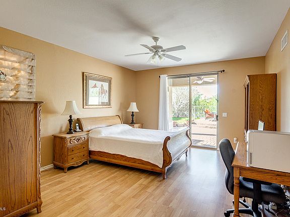 3rd image of 4808 E Casey Ln