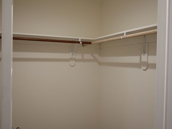 MASTER SUITE WALK IN CLOSET