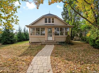 27 Nakota St, Clawson, MI 48017